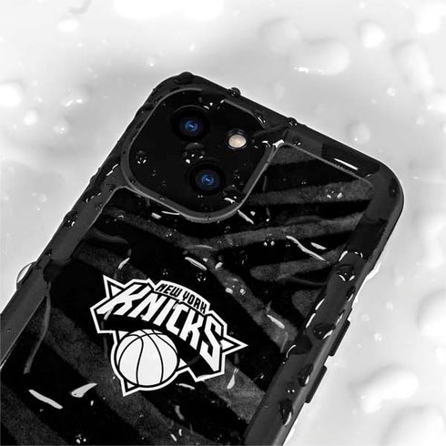 NBA New York Knicks Black Animal Print iPhone 15 Waterproof Case